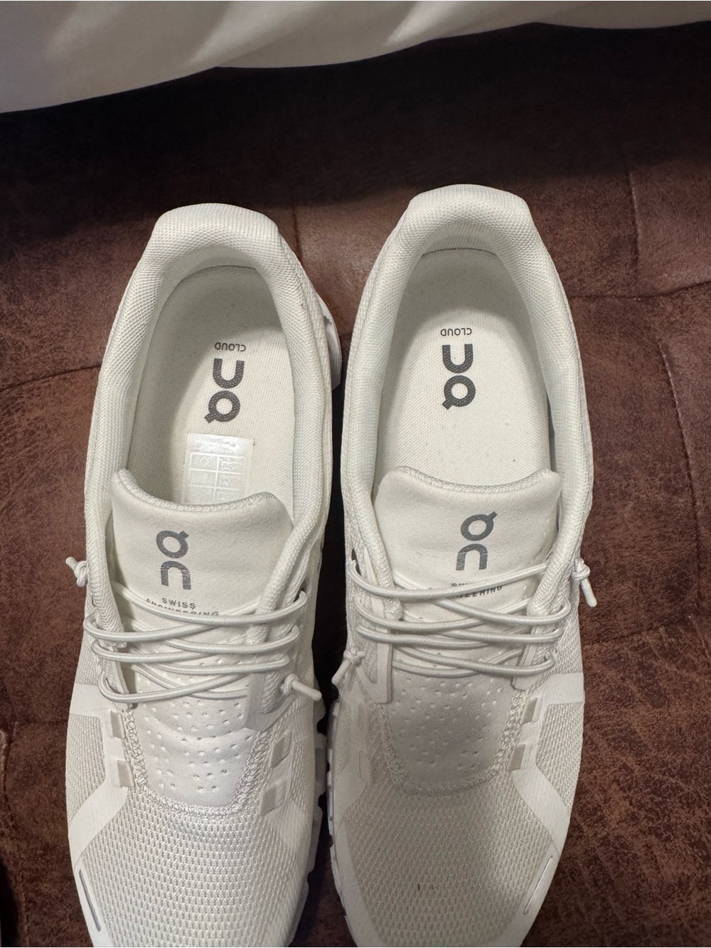 On Running White Mesh Low-Top Sneakers - Picture 3 of 5
